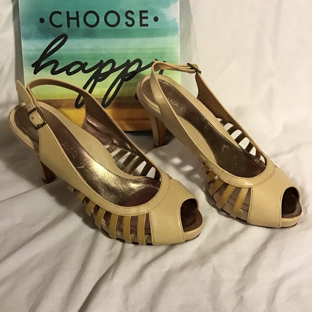 Dana Davis- Heeled Peep Toe Slingback